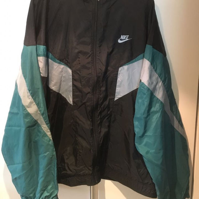 NIKE - NIKE ナイキ ナイロンジャケット 古着 90'sの通販 by