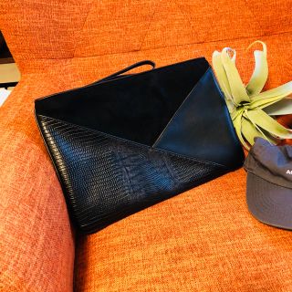 ザラ(ZARA)のZARA TODAYFUL ungrid  クラッチ ほぼ新品(クラッチバッグ)