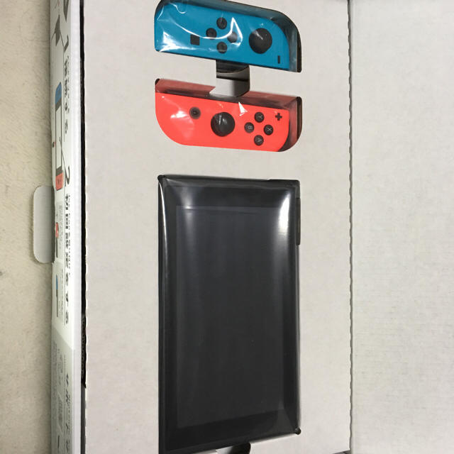 Nintendo Switch(ニンテンドースイッチ)のマリモさん専用 Nintendo Switch  ブルー/(R) ネオンレッド エンタメ/ホビーのゲームソフト/ゲーム機本体(家庭用ゲーム機本体)の商品写真
