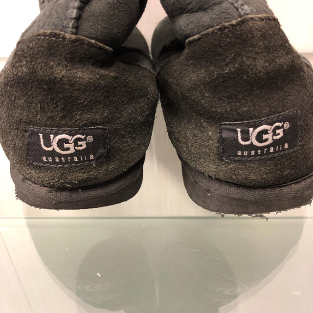 UGG(アグ)の12月1日まで取り置き 激安特価！UGG ブーツ W7 黒 ムートン 26cm  レディースの靴/シューズ(ブーツ)の商品写真