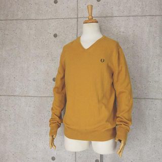 フレッドペリー(FRED PERRY)のフレッドペリー　Vネックセーター　ウール×コットン　マスタードイエロー/L(ニット/セーター)