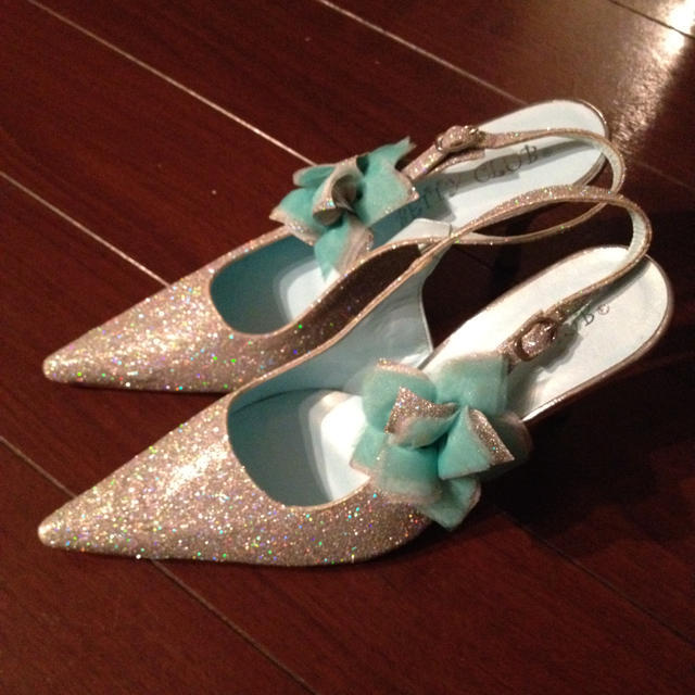 ＊パーティに♡ブルーのキラキラパンプス＊ レディースの靴/シューズ(ハイヒール/パンプス)の商品写真