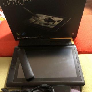 ワコム(Wacom)のCintiq Companion Hybrid (cintiq 13hd同等品)(タブレット)