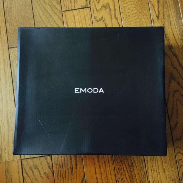 EMODA(エモダ)のEMODAショートブーツ レディースの靴/シューズ(ブーツ)の商品写真
