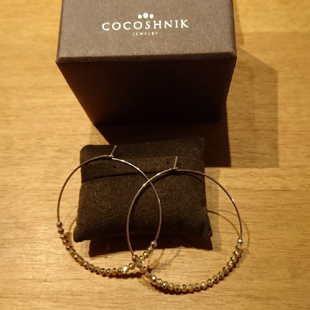 COCOSHNIK(ココシュニック)のココシュニック 10kフープピアス レディースのアクセサリー(ピアス)の商品写真