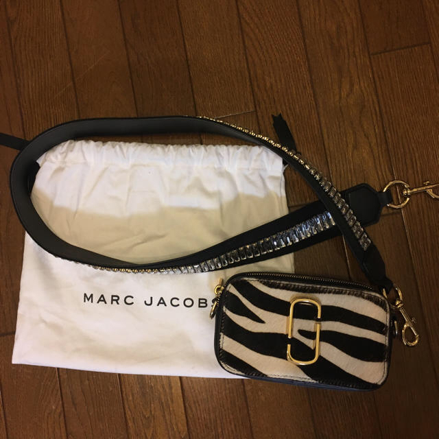 超歓迎定番 MARC JACOBS - マークジェイコブス ハラコ カメラバッグの