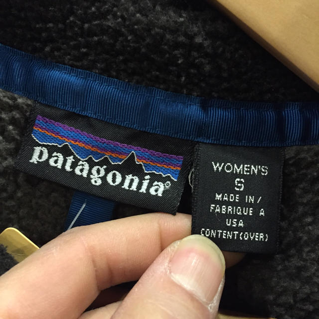 patagonia(パタゴニア)のPatagonia パタゴニア フリースジャケット フード パーカー アメリカ製 レディースのジャケット/アウター(ブルゾン)の商品写真