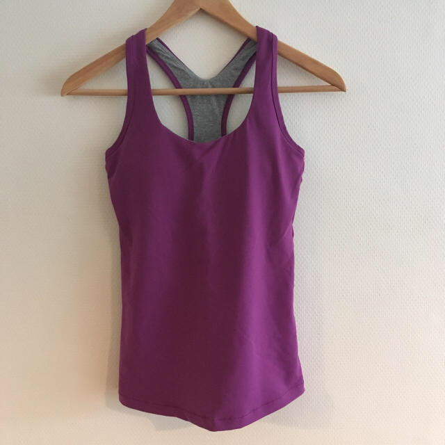 lululemon(ルルレモン)のlululemon tank top size4 *outlet* スポーツ/アウトドアのトレーニング/エクササイズ(ヨガ)の商品写真