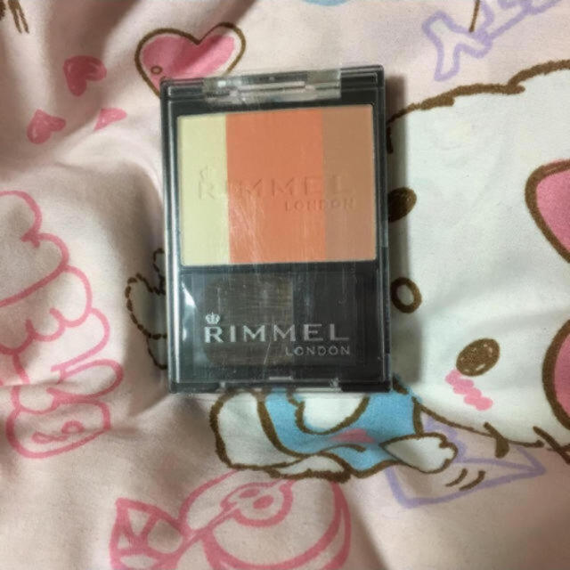 RIMMEL(リンメル)のリンメル・フェイスカラー コスメ/美容のベースメイク/化粧品(フェイスカラー)の商品写真