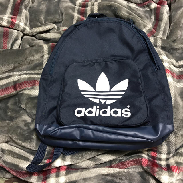 adidas(アディダス)のアディダスのリュックサック レディースのバッグ(リュック/バックパック)の商品写真