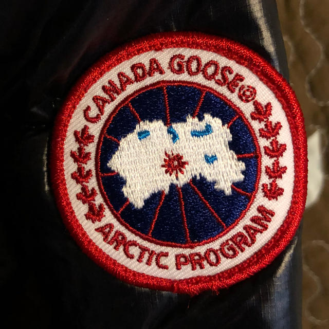 CANADA GOOSE(カナダグース)のカナダグース 美品 三回着用 国内正規品 レディースのジャケット/アウター(ダウンジャケット)の商品写真