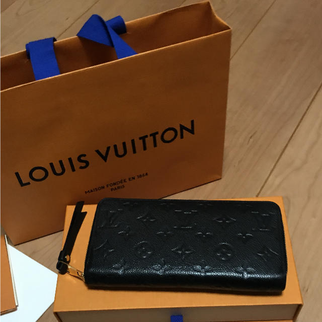 LOUIS VUITTON(ルイヴィトン)のルイヴィトン☆長財布☆ジッピーウォレット レディースのファッション小物(財布)の商品写真