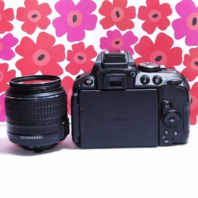 Nikon レンズキット おまけ付♪の通販 by smartawesome's shop｜ニコンならラクマ - ♡入門最適♡ Nikon D5300 低価安い
