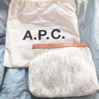 アーペーセー(A.P.C)のA.P.C. クラッチバッグ 保管袋付き(クラッチバッグ)