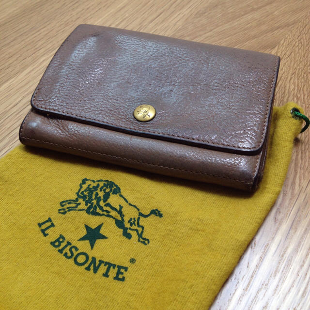 IL BISONTE(イルビゾンテ)のイルビゾンテ♡二つ折り財布 レディースのファッション小物(財布)の商品写真