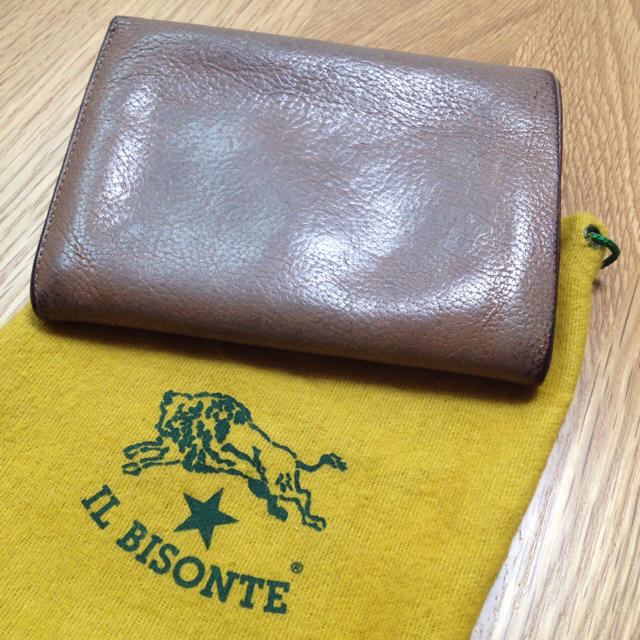IL BISONTE(イルビゾンテ)のイルビゾンテ♡二つ折り財布 レディースのファッション小物(財布)の商品写真