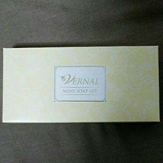 ヴァーナル(VERNAL)のVERNAL ミニソープセット(洗顔料)