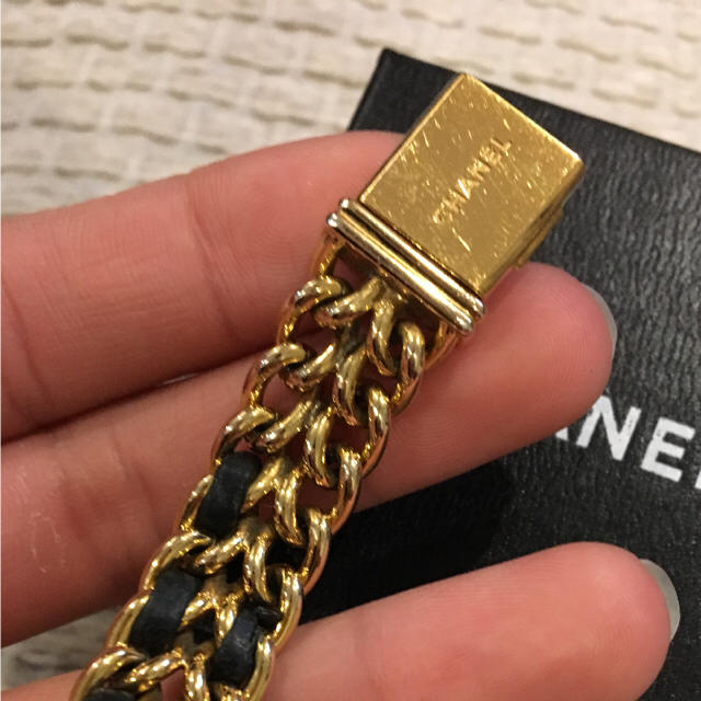 CHANEL(シャネル)のシャネル プルミエールMサイズ レディースのファッション小物(腕時計)の商品写真