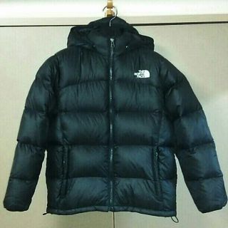 ザノースフェイス(THE NORTH FACE)のまる様専用 再出品 ノースフェイス キッズダウン 150cm 黒 (ジャケット/上着)