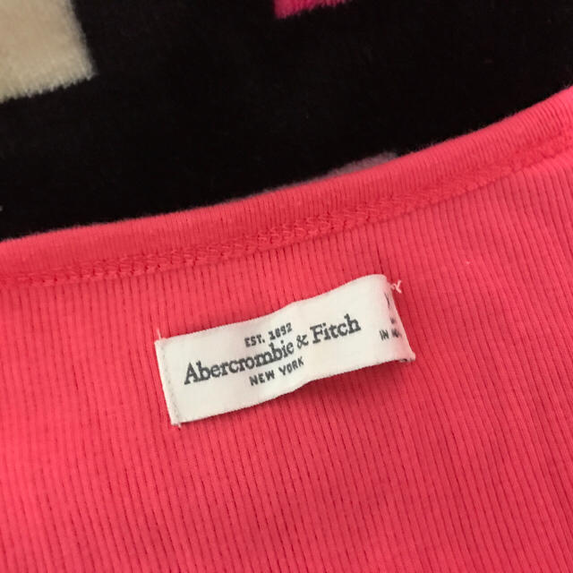 Abercrombie&Fitch(アバクロンビーアンドフィッチ)のアバクロ ロンT レディースのトップス(Tシャツ(長袖/七分))の商品写真