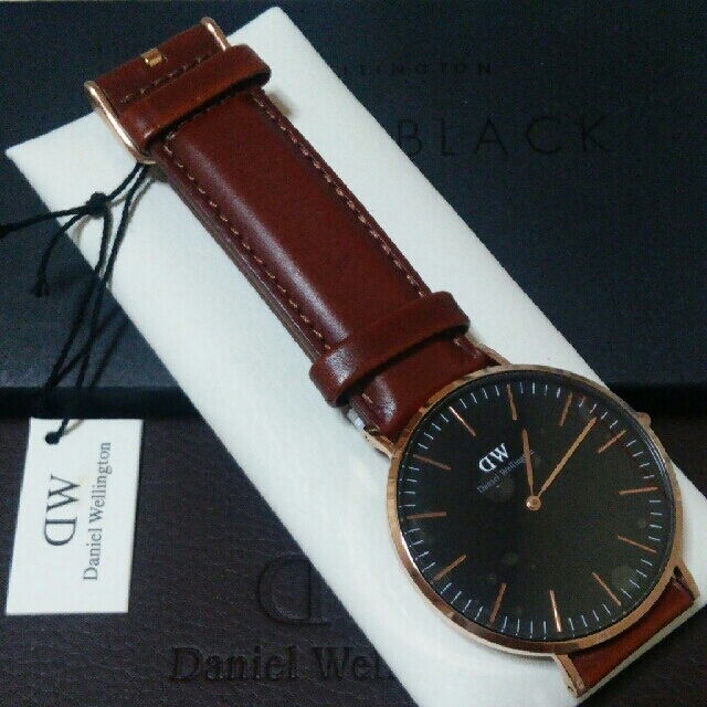 Daniel Wellington(ダニエルウェリントン)のダニエルウェリントン クラッシックブラック 40mm レディースのファッション小物(腕時計)の商品写真