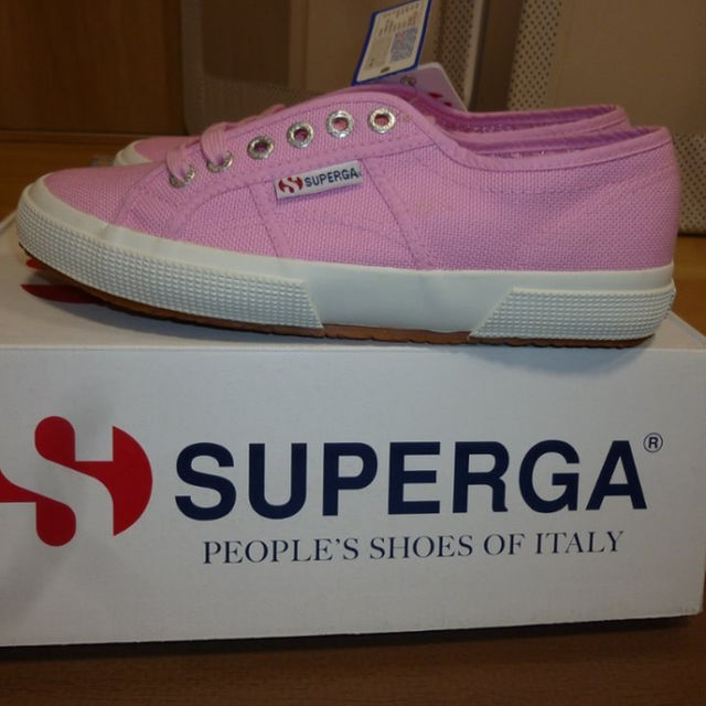 SUPERGA(スペルガ)の★新品★ SUPERGA スペルガ スニーカー ピンク色 25ｃｍ レディースの靴/シューズ(スニーカー)の商品写真