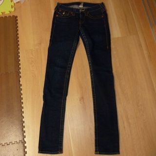 トゥルーレリジョン(True Religion)のトゥルーレリジョン スキニーデニムパンツ 25サイズ 定価約4万円(デニム/ジーンズ)