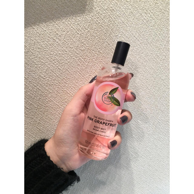 THE BODY SHOP(ザボディショップ)のボディミスト ピンクグレープフルーツ コスメ/美容の香水(香水(女性用))の商品写真