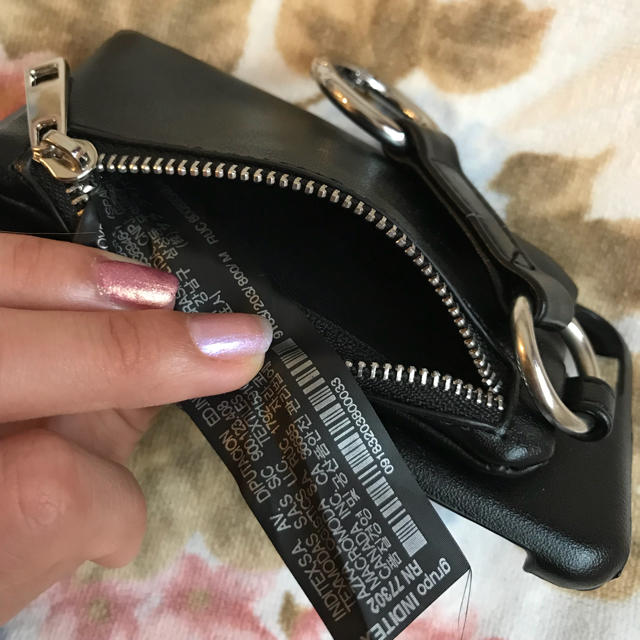 ZARA(ザラ)のZARA iPhoneケース スマホ/家電/カメラのスマホアクセサリー(iPhoneケース)の商品写真