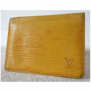 ルイヴィトン(LOUIS VUITTON)のルイ・ヴィトン　エピ　レザー　黄色　定期入れ　名刺入れ　二つ折りパスケース(名刺入れ/定期入れ)