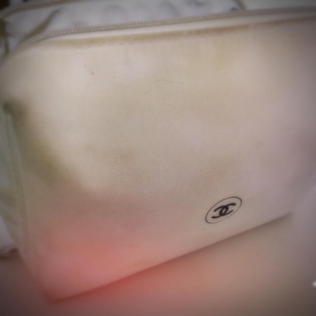 CHANEL(シャネル)のCHANEL⋈♡*｡ﾟポーチ レディースのファッション小物(ポーチ)の商品写真