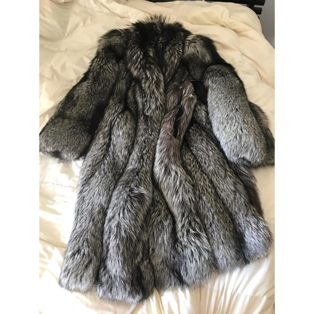 ☆*:.【豪華美品】.。.:*☆ サガフォックス ファーコート