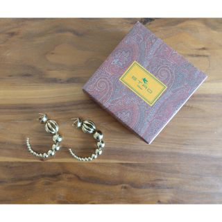 エトロ ピアスの通販 3点 | ETROのレディースを買うならラクマ エトロ ピアスの通販 3点 | ETROのレディースを買うならラクマ