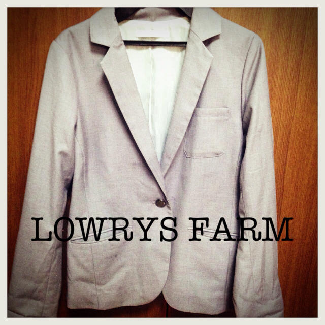 LOWRYS FARM(ローリーズファーム)のLOWRYS FARM ジャケット レディースのジャケット/アウター(テーラードジャケット)の商品写真