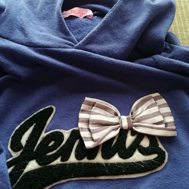JENNI(ジェニィ)のシスタージェニィ、フード付きトレーナー キッズ/ベビー/マタニティのキッズ服女の子用(90cm~)(Tシャツ/カットソー)の商品写真