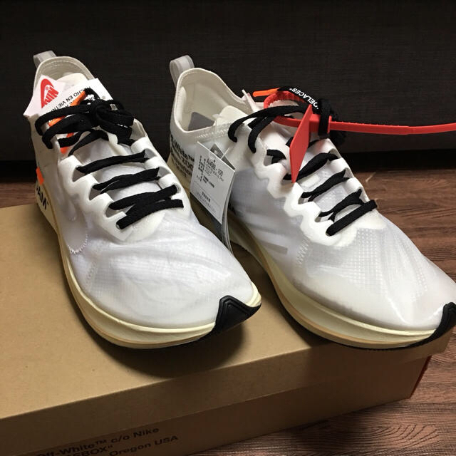 OFF-WHITE(オフホワイト)のOFF-WHITE×NIKE ZOOM FLY オフホワイト ズームフライ メンズの靴/シューズ(スニーカー)の商品写真