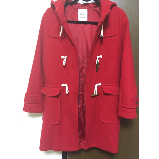 ikka(イッカ)のikka赤ダッフル レディースのジャケット/アウター(ダッフルコート)の商品写真