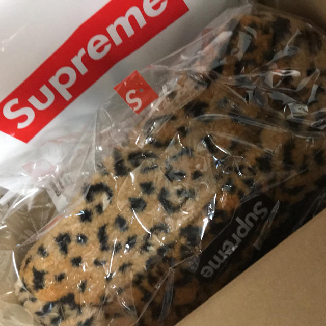 Supreme(シュプリーム)の【新品即日発送】Supreme Leopard fleece waist bag メンズのバッグ(ウエストポーチ)の商品写真