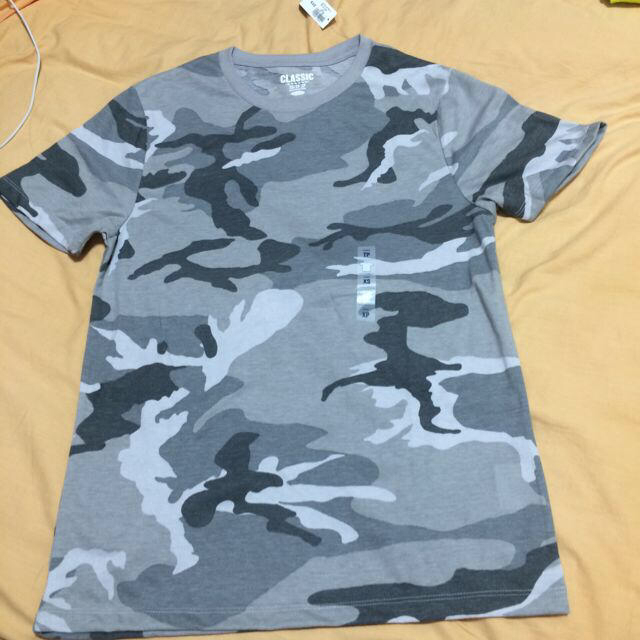 Old Navy(オールドネイビー)のOLDNAVY カモTシャツ レディースのトップス(Tシャツ(半袖/袖なし))の商品写真