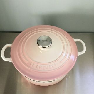 ルクルーゼ(LE CREUSET)のル・クルーゼ　ココットロンド　22cm　パウダーピンク(鍋/フライパン)