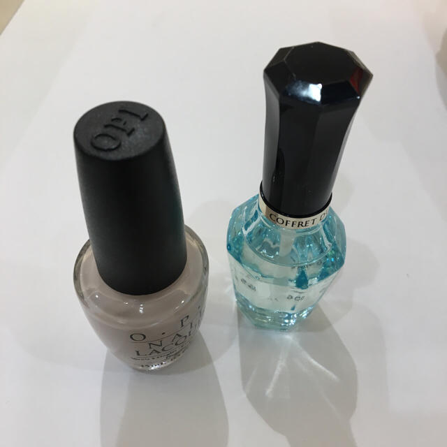 OPI(オーピーアイ)のネイルセット OPIとコフレドール コスメ/美容のネイル(マニキュア)の商品写真