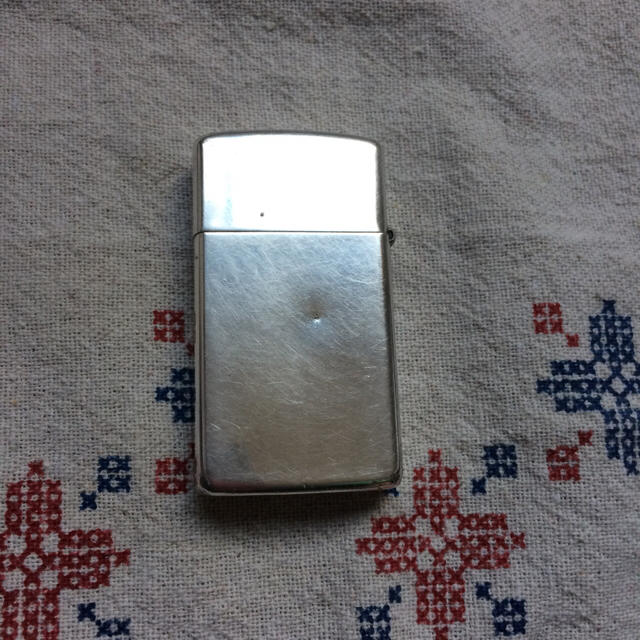 ZIPPO(ジッポー)のスターリングシルバー スリム メンズのファッション小物(タバコグッズ)の商品写真