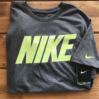 ナイキ(NIKE)の値下げ 新品 ナイキ Tシャツ グレー サイズM(その他)