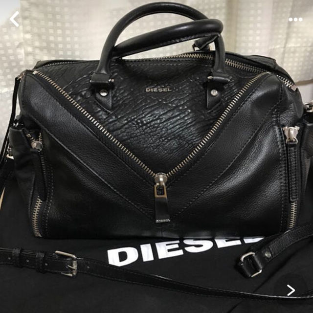 DIESEL(ディーゼル)のディーゼル ショルダーバッグ レディースのバッグ(ショルダーバッグ)の商品写真