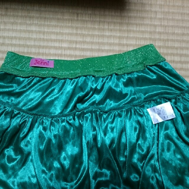 JENNI(ジェニィ)のsisterjenni  グリーンラメスカート キッズ/ベビー/マタニティのキッズ服女の子用(90cm~)(スカート)の商品写真