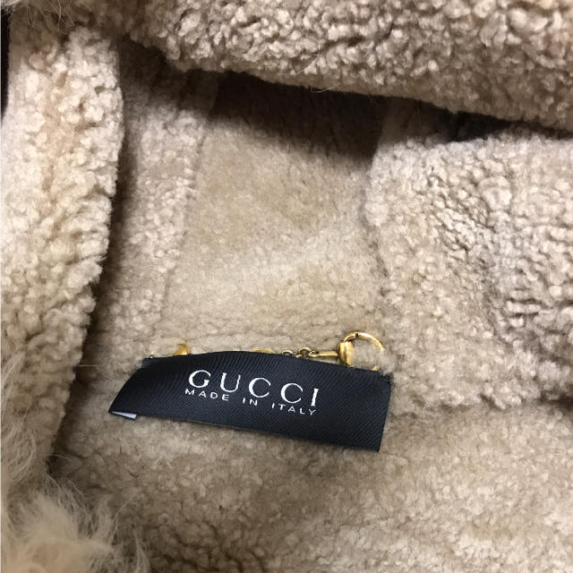 Gucci(グッチ)のgucci ムートンコート  yochilmvemisa様お取り置き中 レディースのジャケット/アウター(ムートンコート)の商品写真