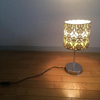 フランフラン(Francfranc)のテーブルライトとLED×3(テーブルスタンド)