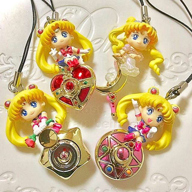 BANDAI(バンダイ)の値下げ↓画像の4個set❤️Twinkle Dolly❤️セーラームーン エンタメ/ホビーのおもちゃ/ぬいぐるみ(キャラクターグッズ)の商品写真