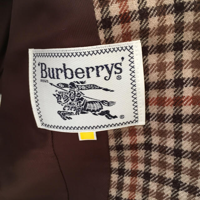 BURBERRY(バーバリー)のやまぴよ 様専用 レディースのジャケット/アウター(テーラードジャケット)の商品写真