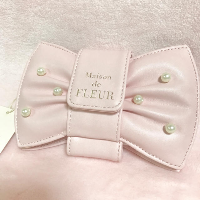 Maison de FLEUR(メゾンドフルール)のメゾンドフルール リボン iPhoneケース スマホ/家電/カメラのスマホアクセサリー(iPhoneケース)の商品写真